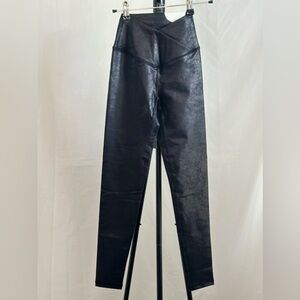 🌼AERIE by OFFLINE LEGGINGS ** New**‎ Size XS
